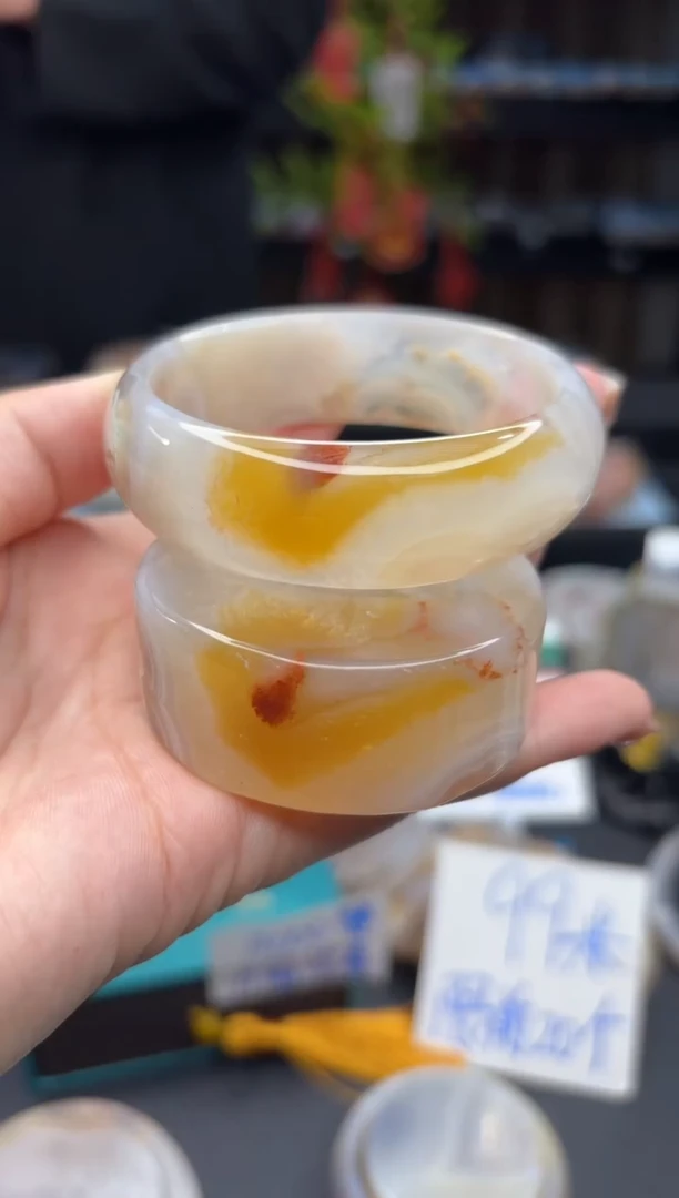 【闪购商品】石英质玉手镯未镶嵌1080（56圈赠送镯心）