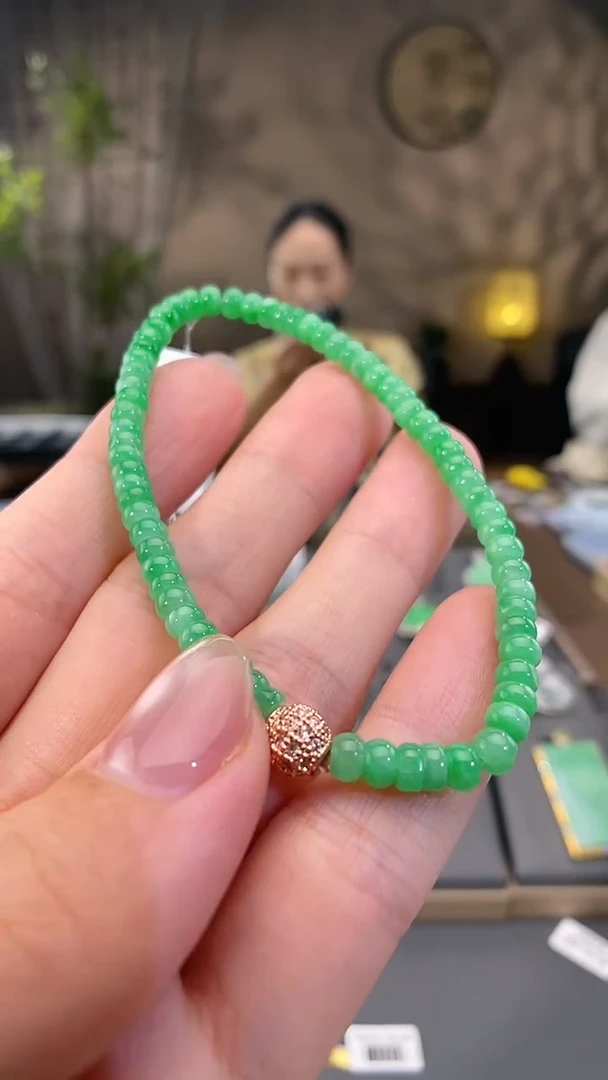 吊坠(不含链)未镶嵌翡翠手串
