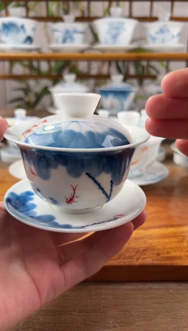 微瑕线条莲180ml三才盖碗