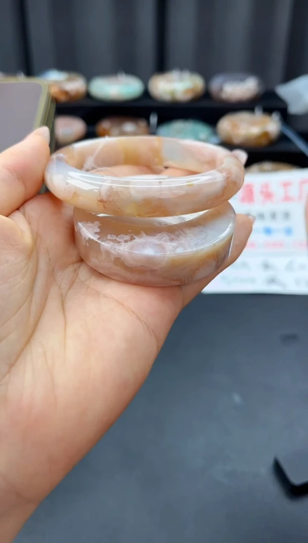 未镶嵌手镯石英质玉赠送镯心（59圈口）