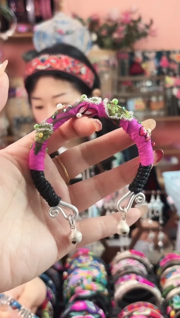 艺枝独绣手工饰品122