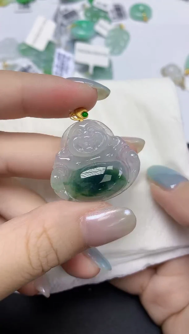 翡翠18K金镶嵌颈饰天然缅甸翡翠A货