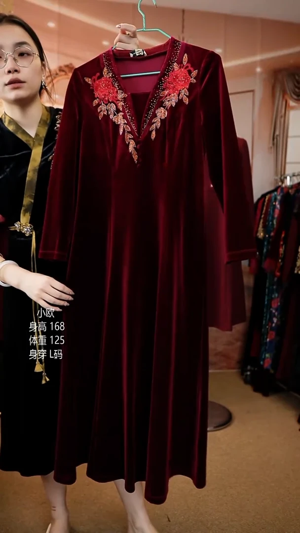 挂脖款125斤以内能穿  L84