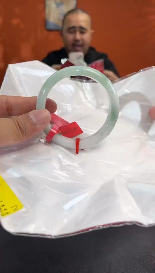 未镶嵌手镯翡翠8    57