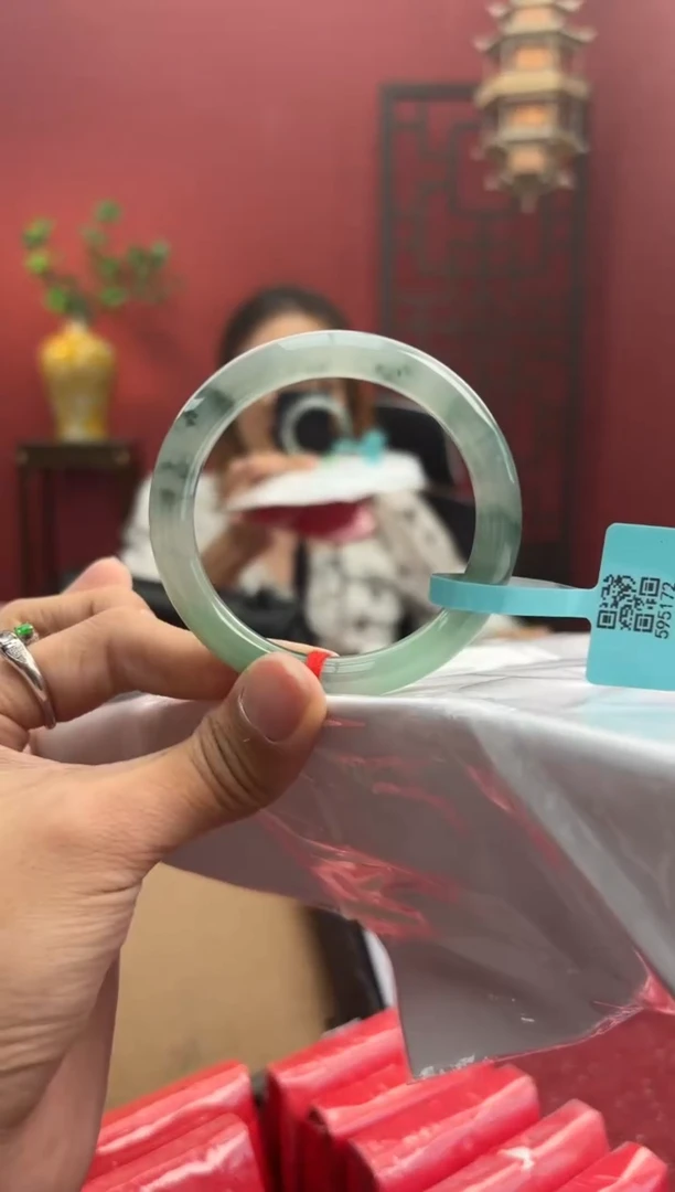 未镶嵌手镯翡翠翡翠手镯