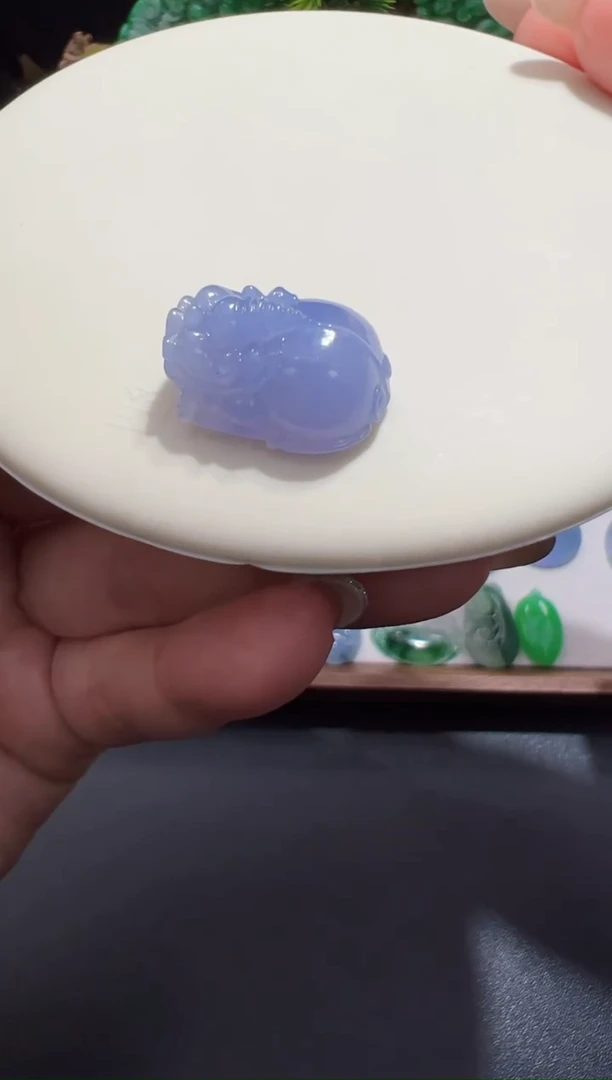 未镶嵌定制翡翠貔貅