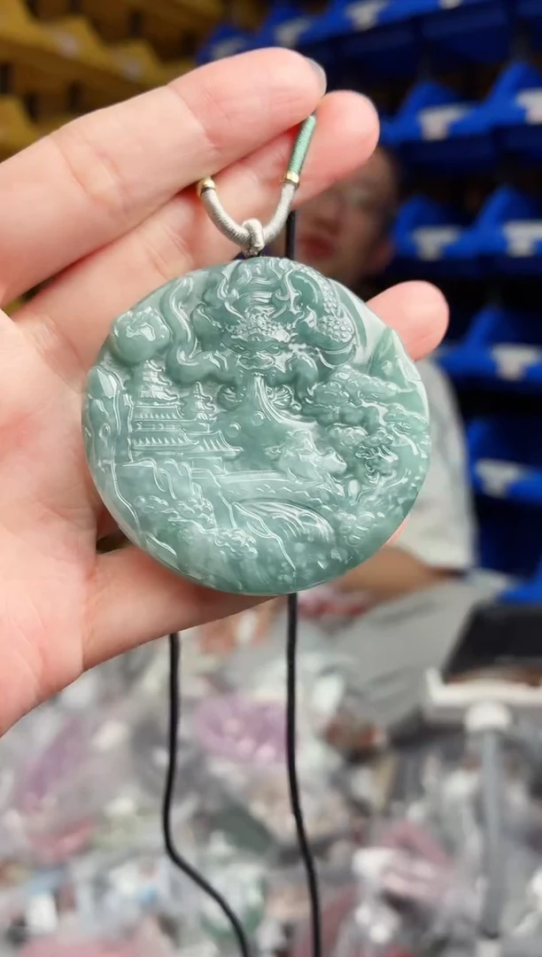 颈饰未镶嵌翡翠950