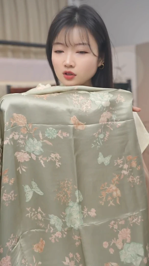 蚕丝ruby盲盒福利，2.1米不保证成分，不支持退换！谨慎下单哦