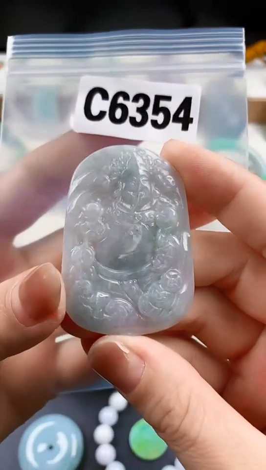 颈饰未镶嵌翡翠天然翡翠吊坠挂件