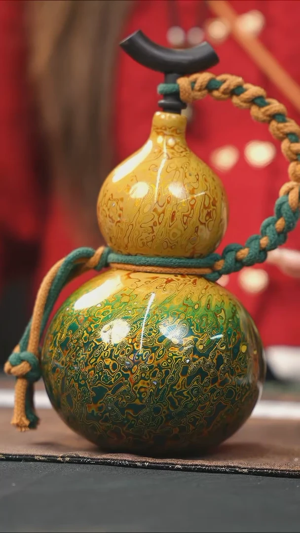 【闪购商品】WH206漆艺酒葫芦不包手串及旋转底座