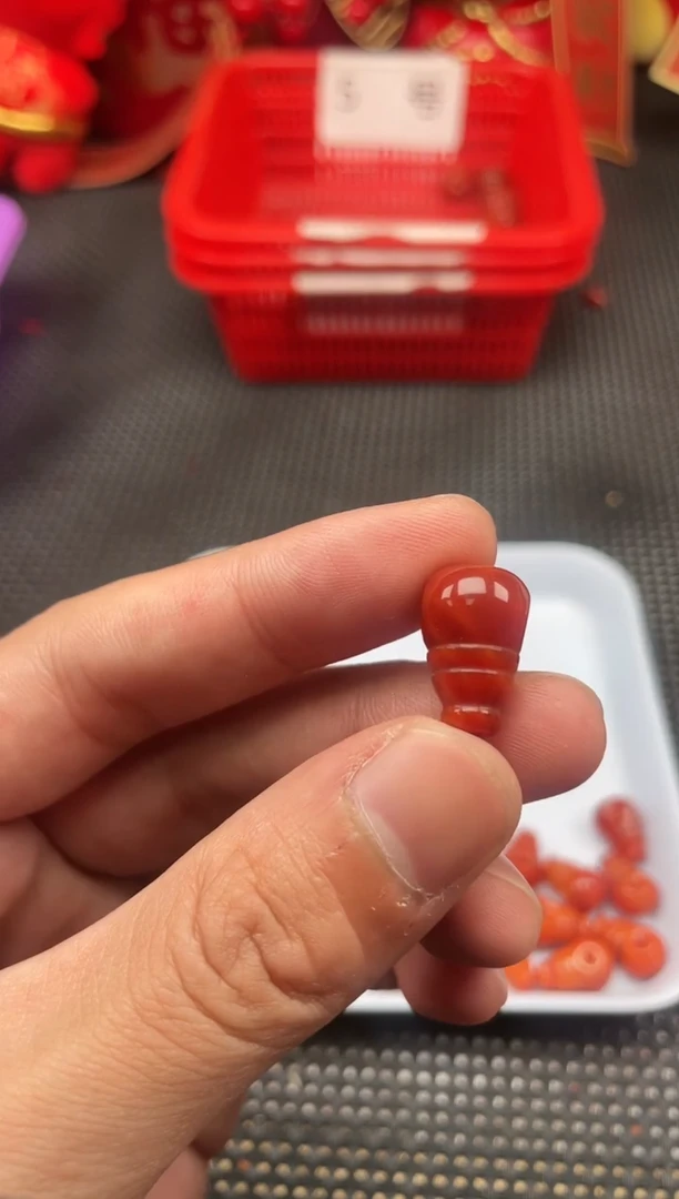 【闪购商品】南红玛瑙单珠未镶嵌6号柿子红卡11*17三通一颗