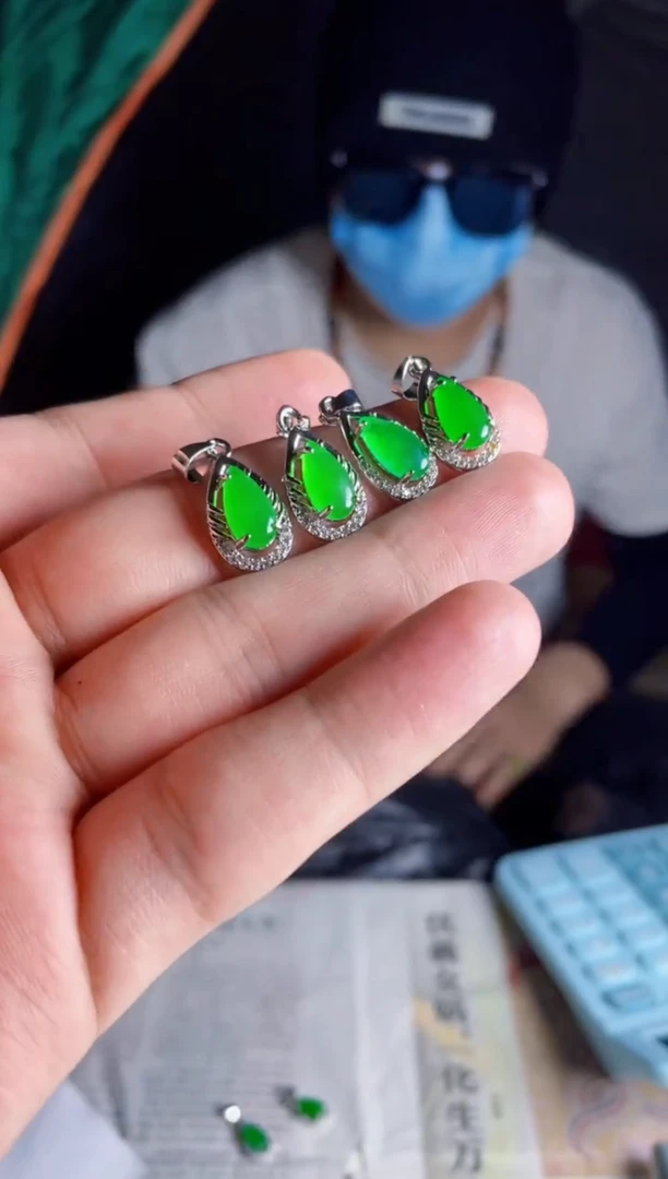 h117 精美珠宝吊坠 不带链