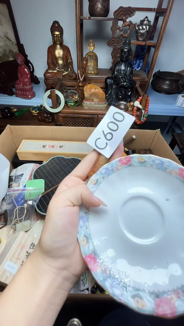 瓷片哈****塔瓷器瓷器瓷器瓷器瓷器