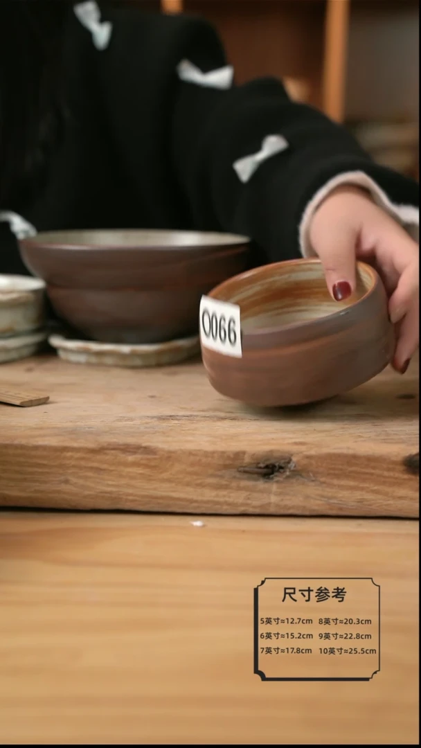 【闪购商品】O066棕色的钵钵米饭【壶