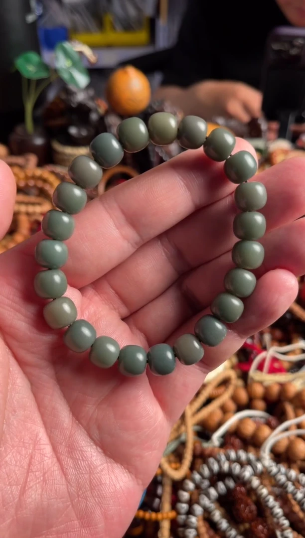 白玉菩提吊坠王胖子文玩工作室菩提根小青柠