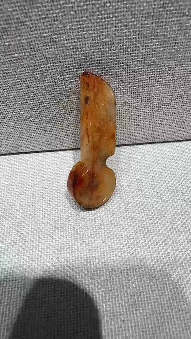 未镶嵌和田玉挂件和田玉（手把件）
