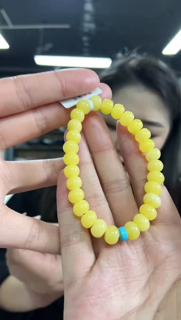 【闪购商品】蜜蜡裸石未镶嵌多样性发其一颜色微差
