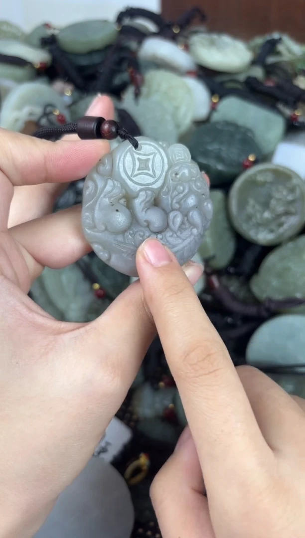 【闪购商品】和田玉颈饰未镶嵌1