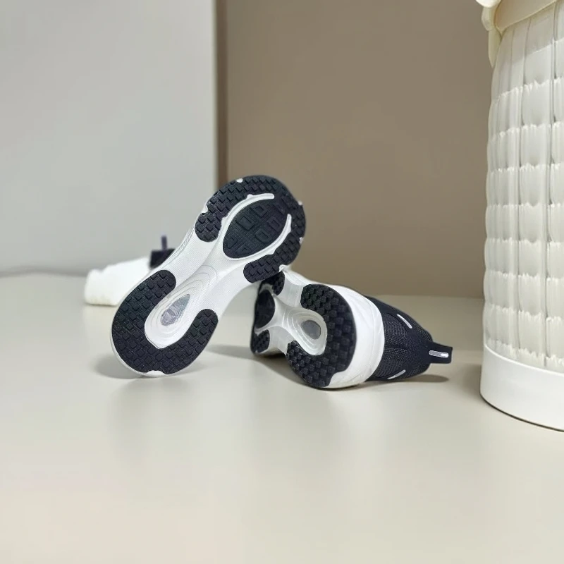 断码运动鞋男女情侣鞋子轻便舒适透气防滑鞋