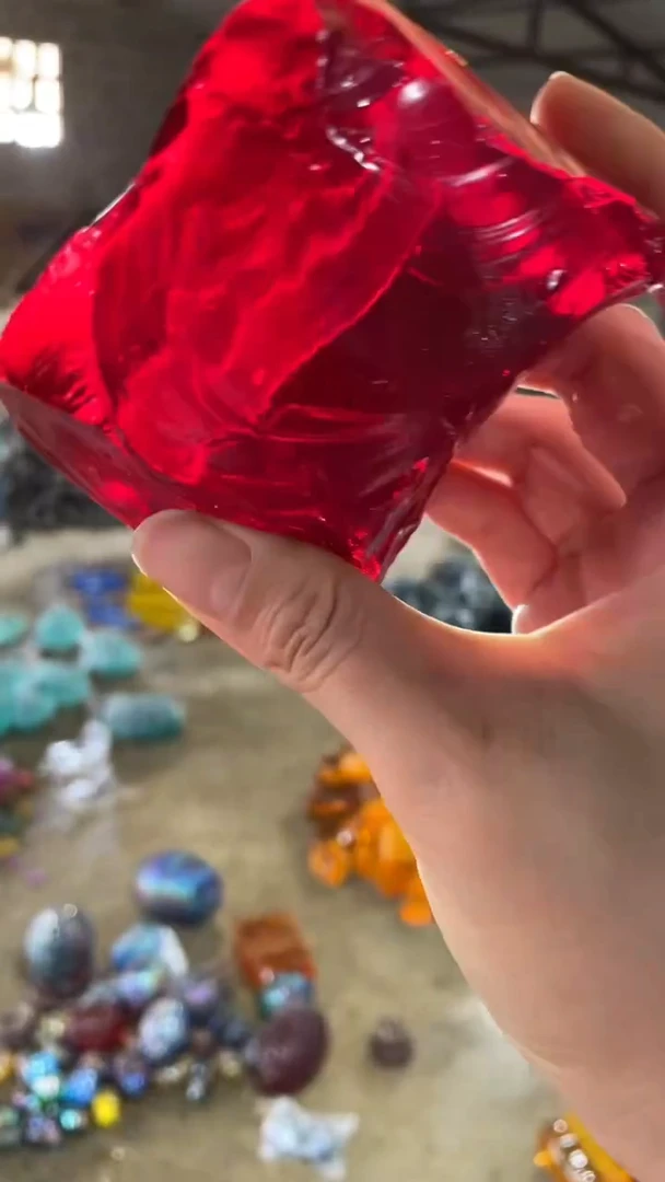 新疆五彩石原石摆件