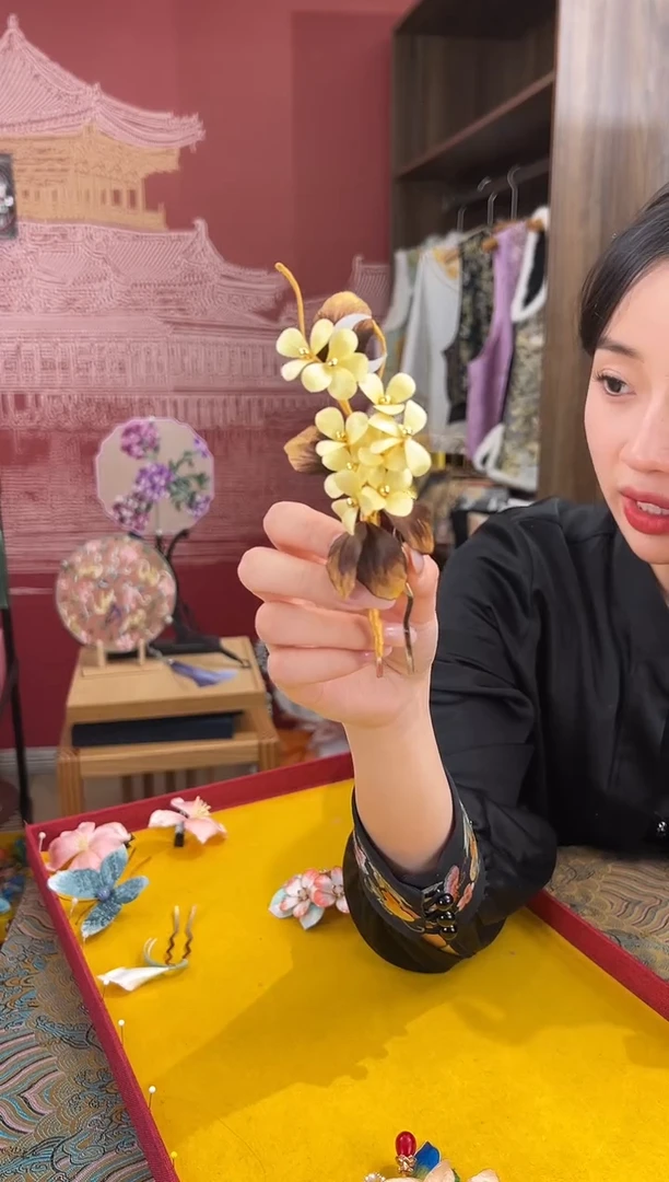 【闪购商品】刺绣非遗绒花（发饰）