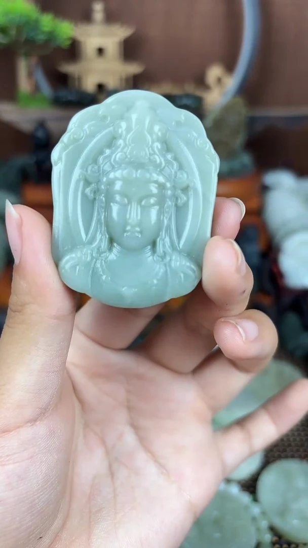 和田玉未镶嵌颈饰1