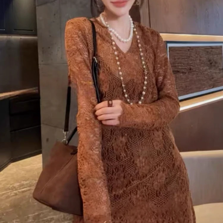 〖猫姐衣橱〗秋季新款ｖ领重工雪尼尔蕾丝百搭中长上衣3122