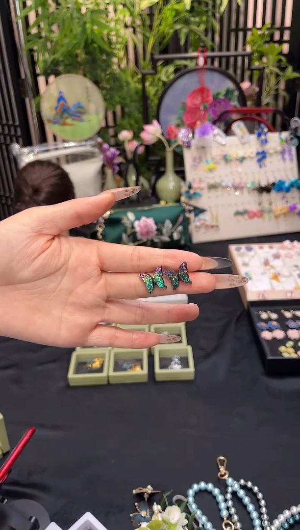 织绣月*鸟非遗苏绣手工饰品