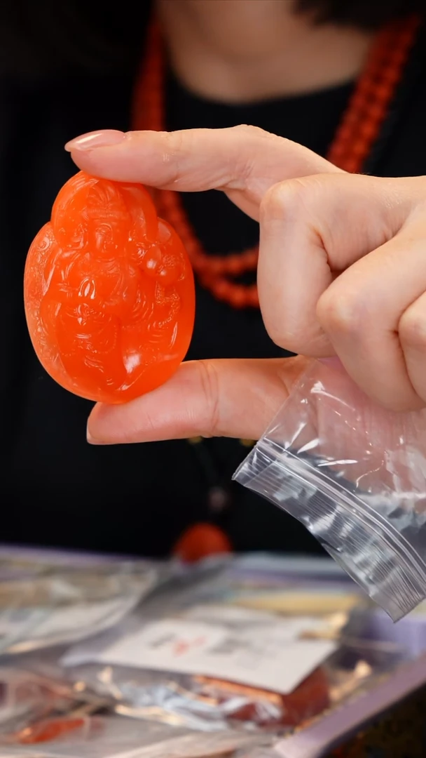 吊坠(不含链)未镶嵌南红玛瑙保山雕刻件