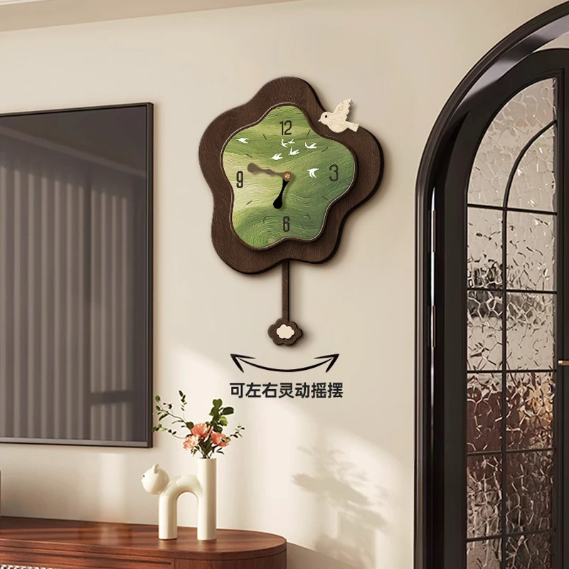 钟表挂钟客厅高级感中古风静音摆钟家用装饰墙壁时钟挂墙2025新款