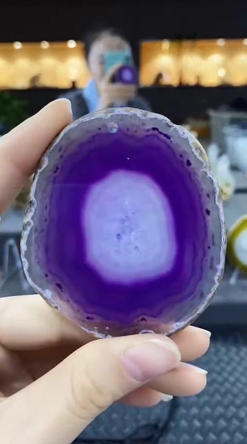 未镶嵌颈饰玛瑙/玉髓有**铺玛瑙