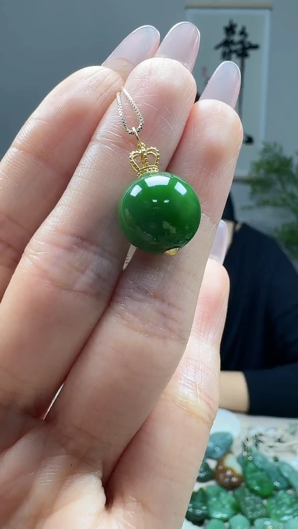 吊坠(不含链)18K金镶嵌和田玉1