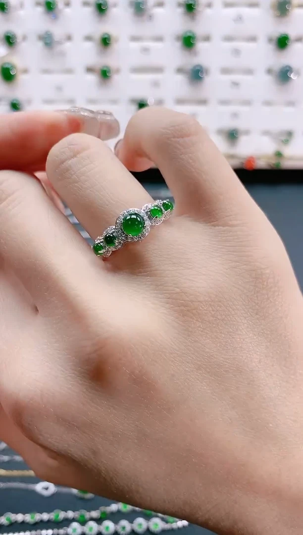 【闪购商品】翡翠戒指银S925镶嵌天然翡翠