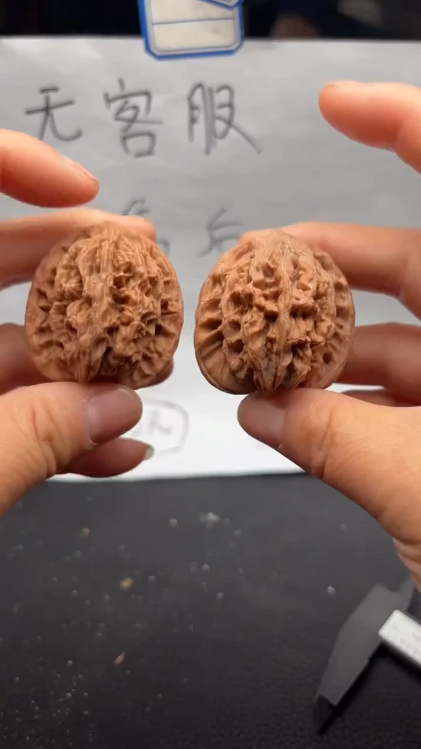 把件文玩核桃52虎头