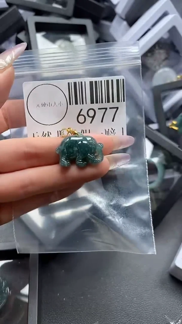 吊坠(不含链)未镶嵌翡翠6977