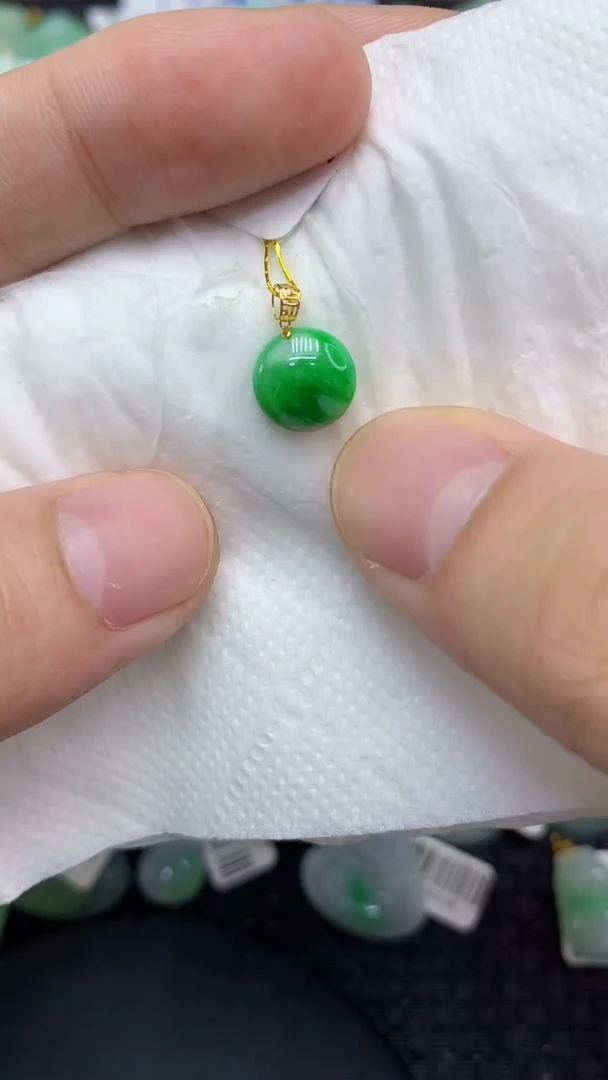 翡翠18K金镶嵌颈饰天然缅甸A货翡翠去