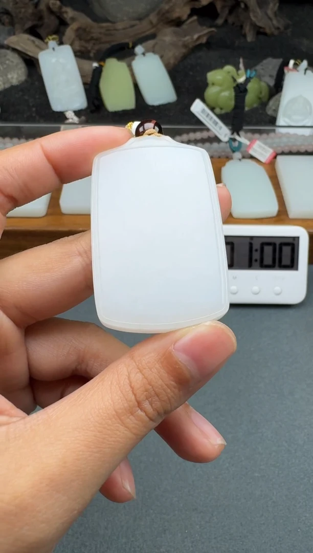 颈饰未镶嵌和田玉如**生1