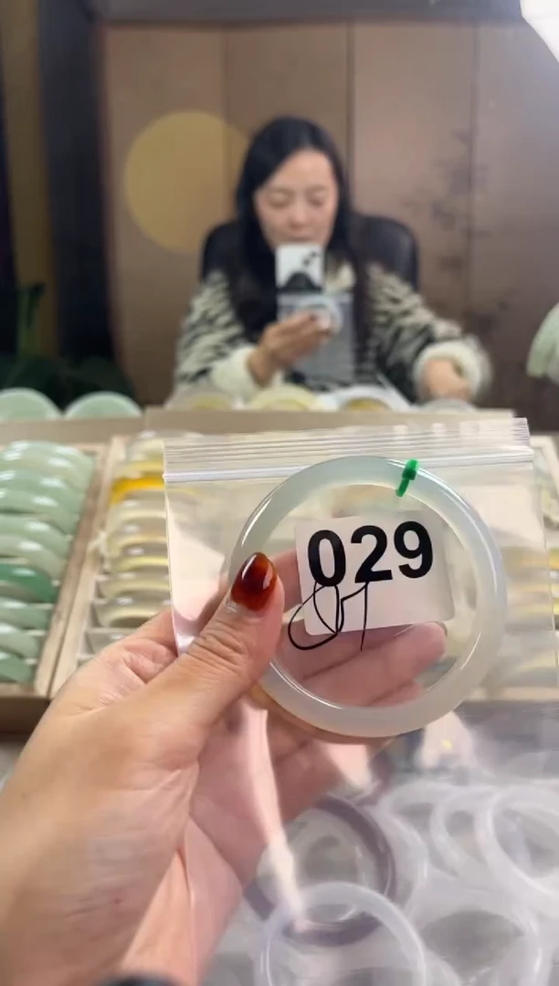 手镯玛瑙/玉髓未镶嵌029