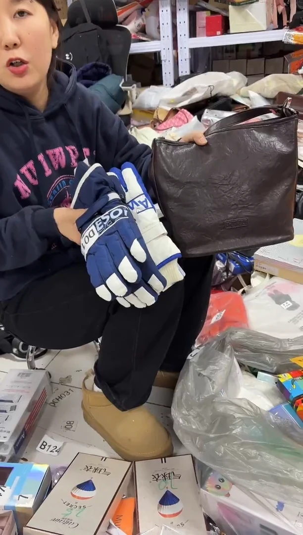 PU上车啦 宝宝们抓紧时间去下方链接拍吧骑行手套发一对不挑颜色