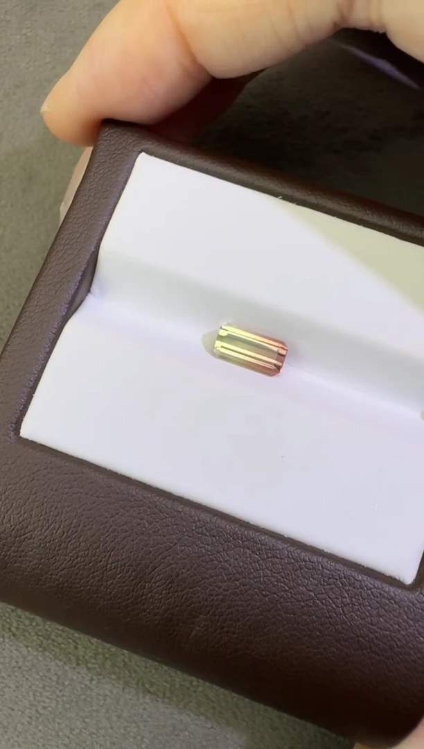 未镶嵌珠宝半成品碧玺1.06ct