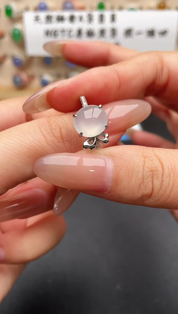 银S925镶嵌戒指翡翠一物一证一礼盒