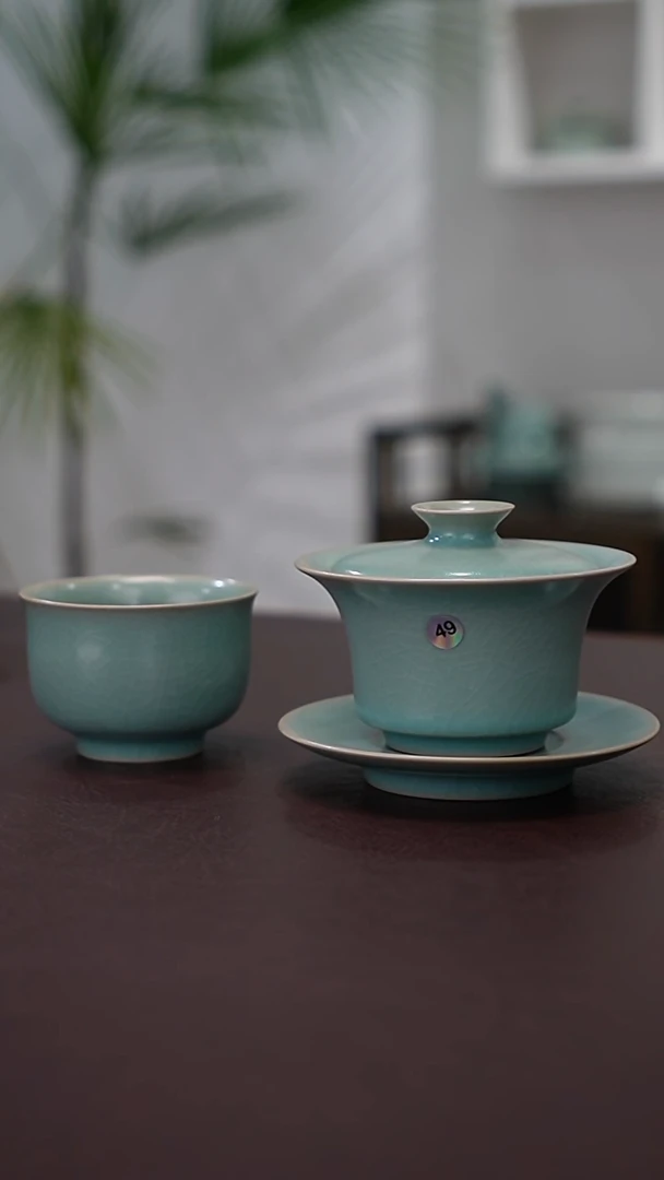 49号马蹄三才盖碗杨字底款 精品送单杯  洁