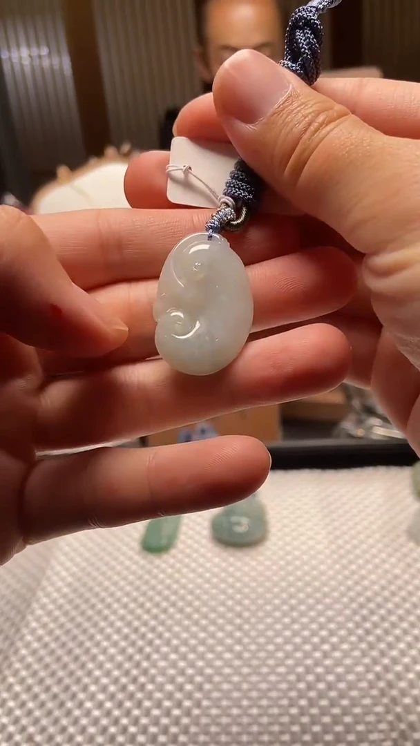 吊坠(不含链)未镶嵌翡翠如意吊坠-宽22长33