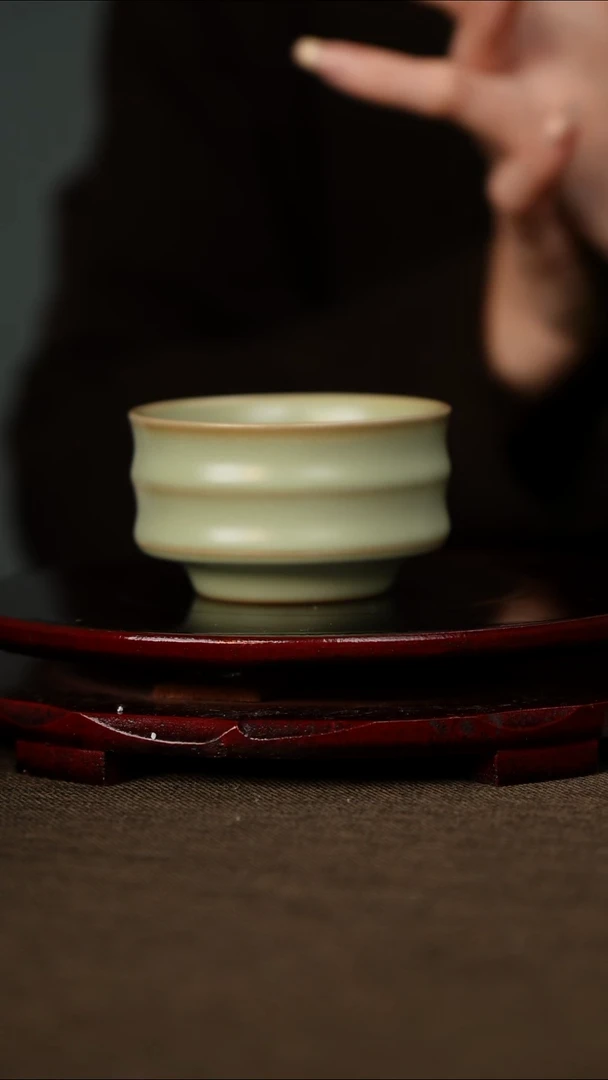 全品 粉青 竹节杯 带底款