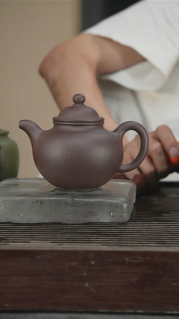 茶壶紫砂高工亚萍300CC114号带证