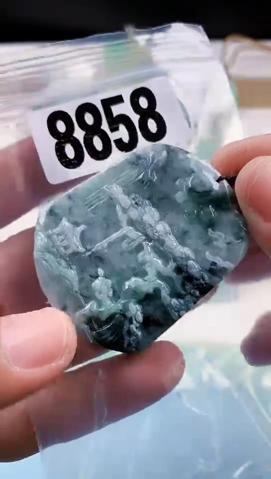 【闪购商品】翡翠挂件未镶嵌天然翡翠吊坠挂件