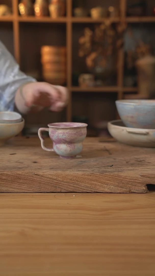 302蓝紫色系列的的带把手葫芦杯1个