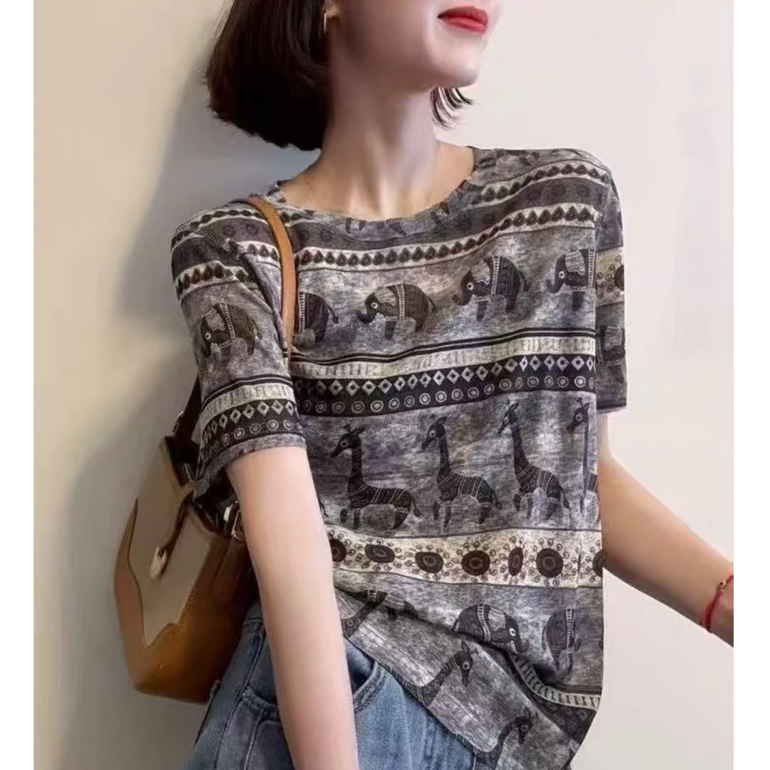 印花圆领大象花.