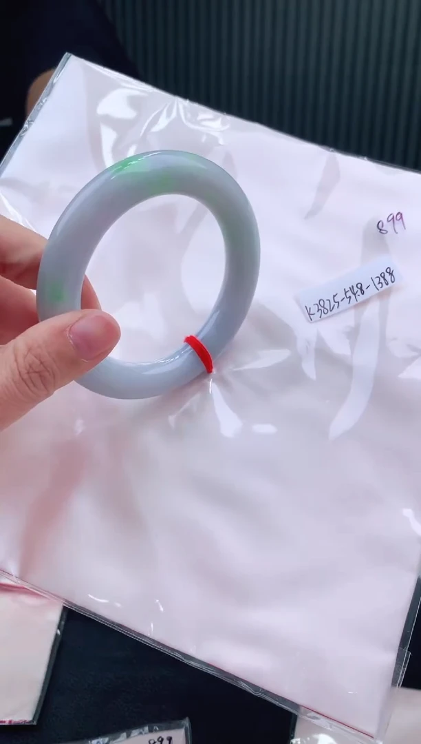 未镶嵌手镯翡翠54+