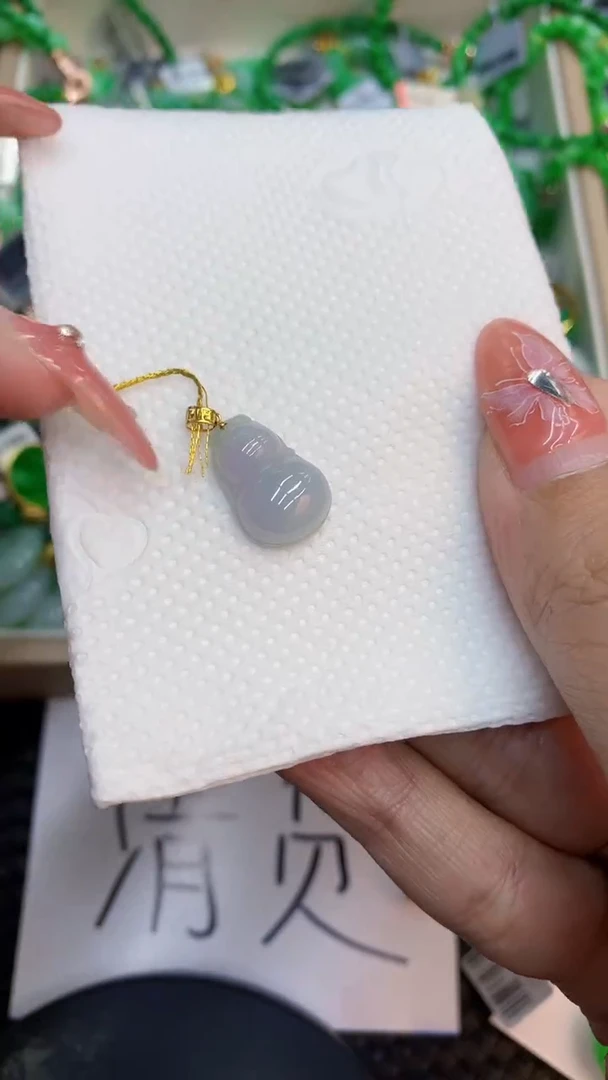 颈饰未镶嵌翡翠1